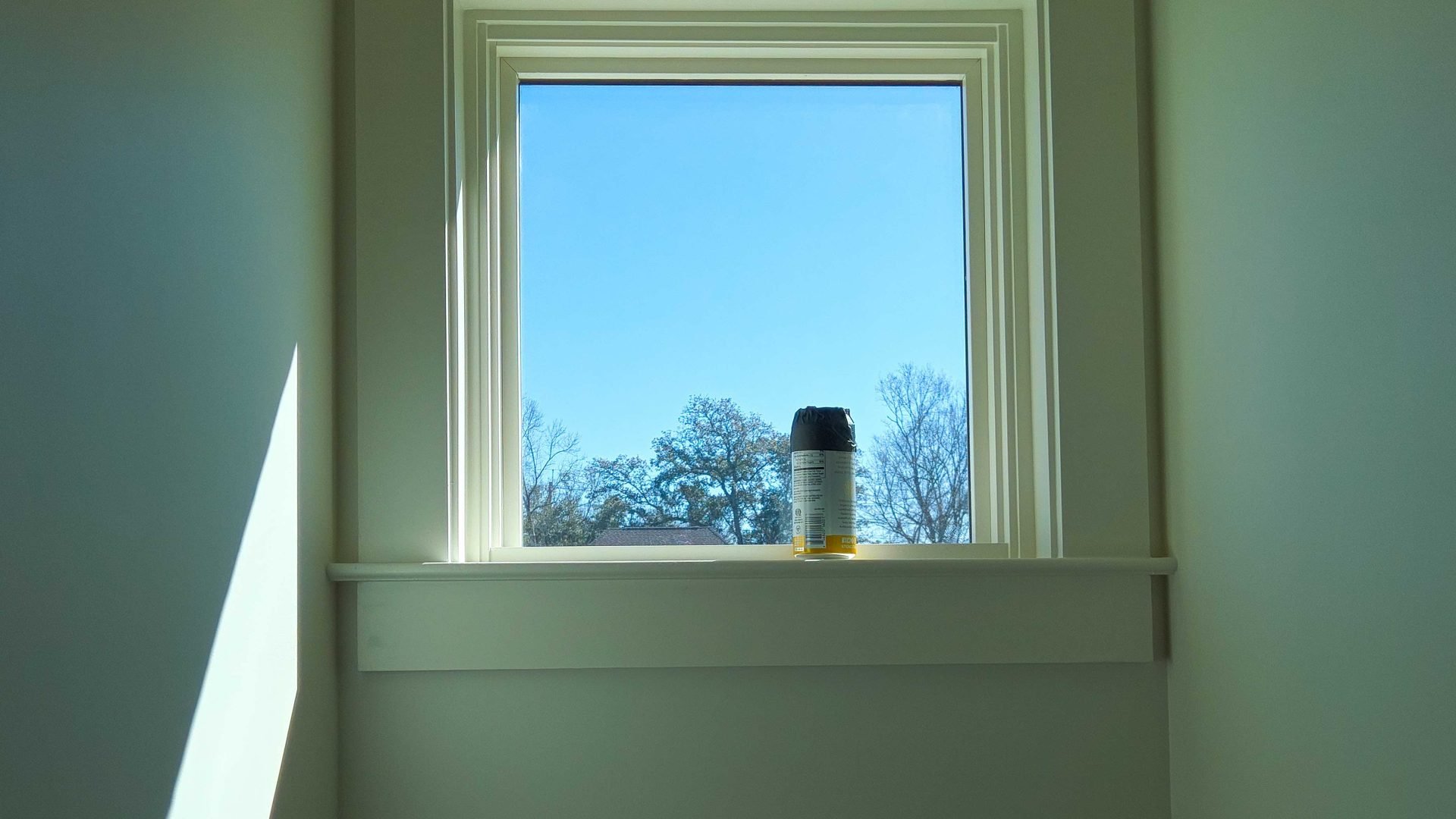 Can-cam installed in window