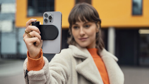 leica lux grip iphone