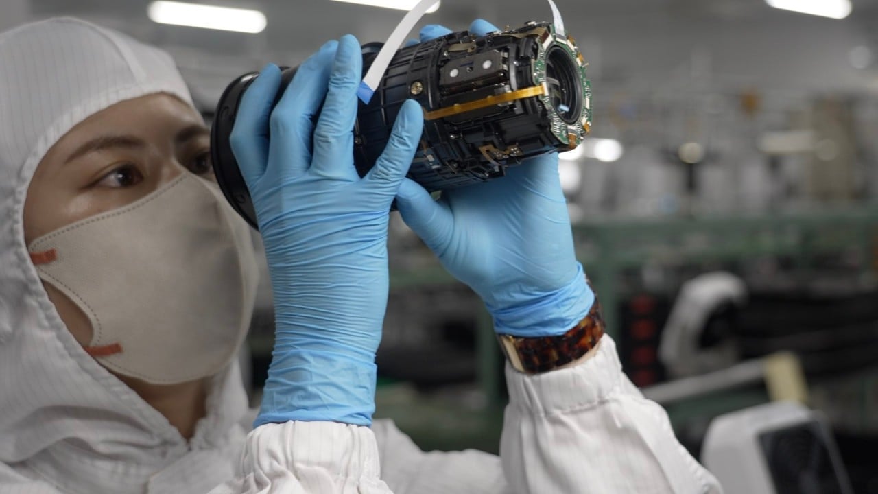 This Video of a Sigma Telephoto Lens Being Made is Weirdly Relaxing